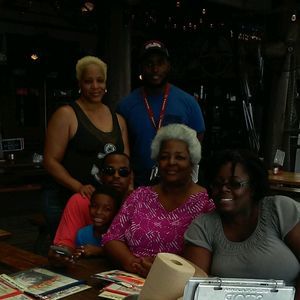 Meet your Posher, Robert